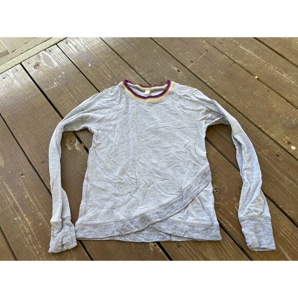 Athleta Girl medium long sleeve top - Picture 1 of 3